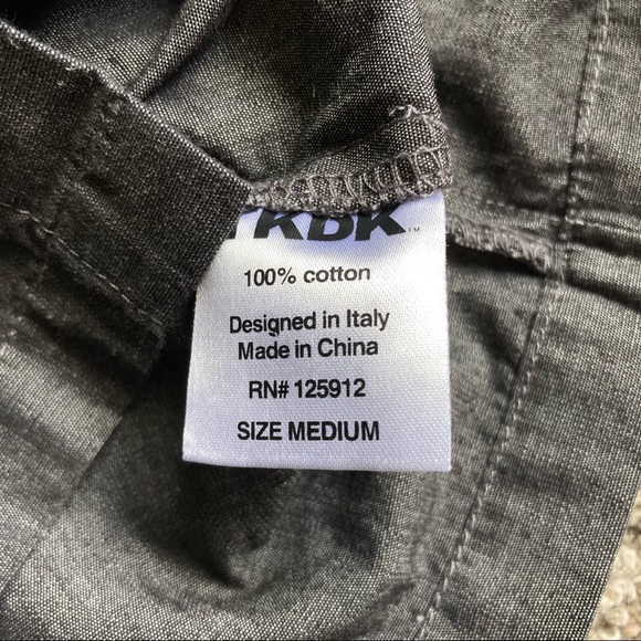 TKDK button down shirt size medium gray short sleeve collared solid pattern - Picture 6 of 11